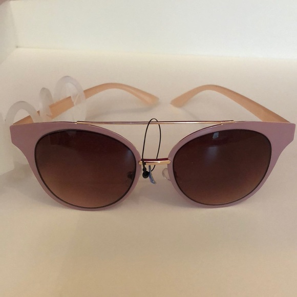 FASHION ROUND CAT LENSE MAUVE 100% UV SUNGLASSES - Picture 3 of 8